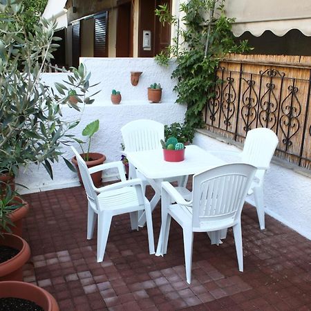Sweet Stone Apartment In Imittos Афіни Екстер'єр фото